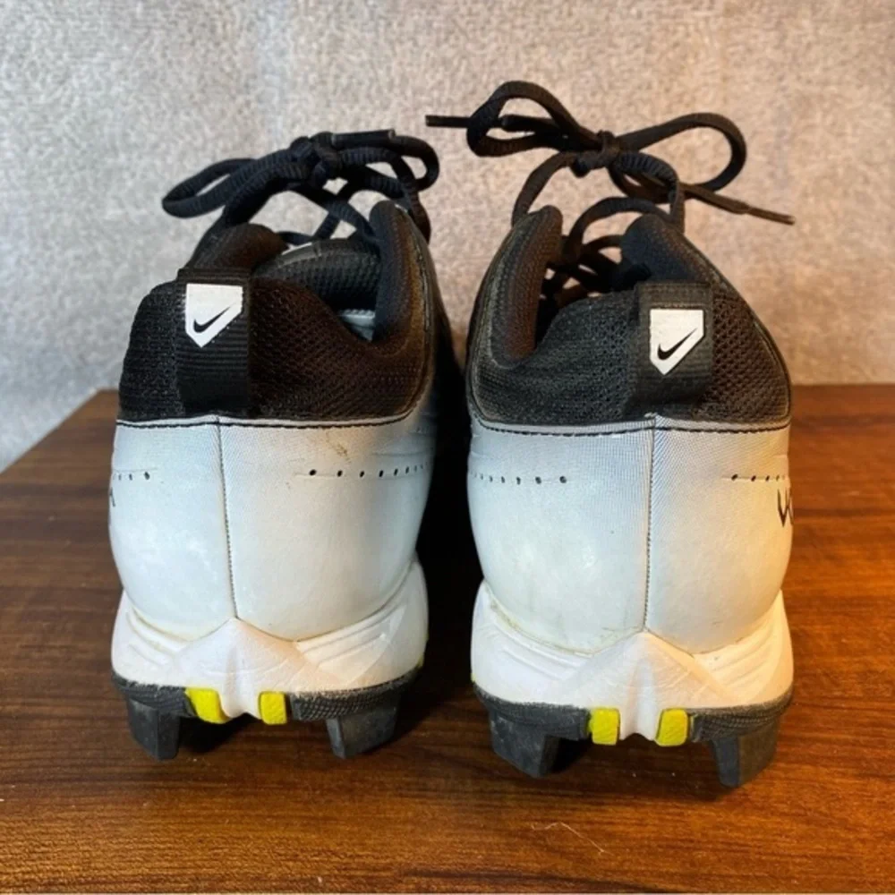 Nike BSBL FastFlex Vapor‎ Shoes Boys Cleats Athletic Size 4.5Y